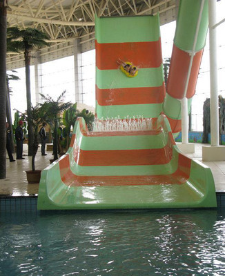 水上樂(lè)園設(shè)備人工造浪設(shè)備中型水寨四川貴州河北水上樂(lè)園