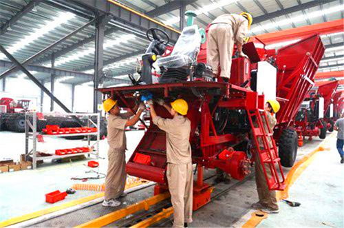 新鄉一拖興衰史 曾被譽為中國特大機械制造廠,董事長卻帶頭跑路