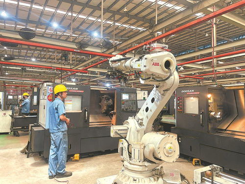 AI浪潮下，人工造浪設(shè)備如何助力產(chǎn)業(yè)優(yōu)化發(fā)展